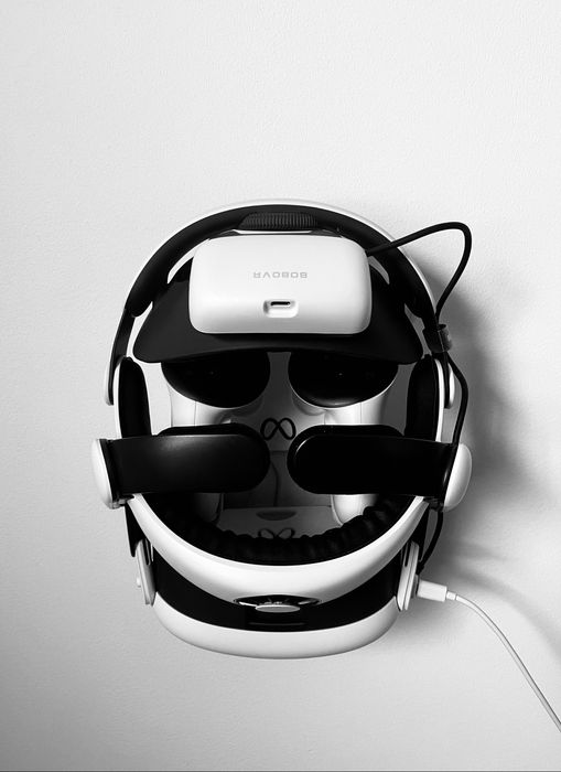 Uchwyt holder na ścianę Meta Quest 3/3s