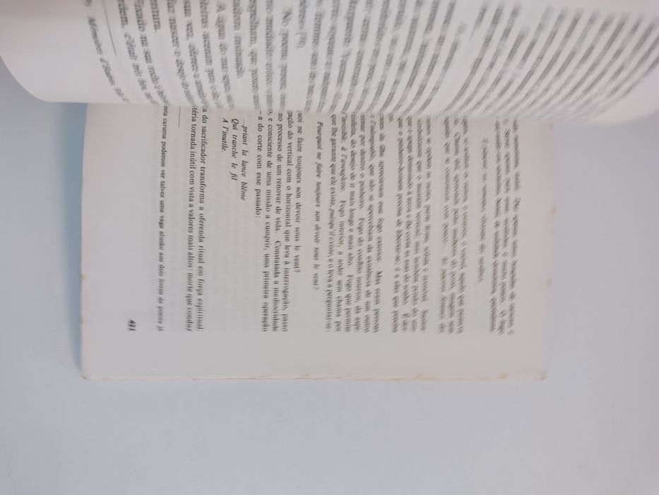 Revista Vértice n° 448

Revista de Cultura e Arte 

Maio / Junho 1982