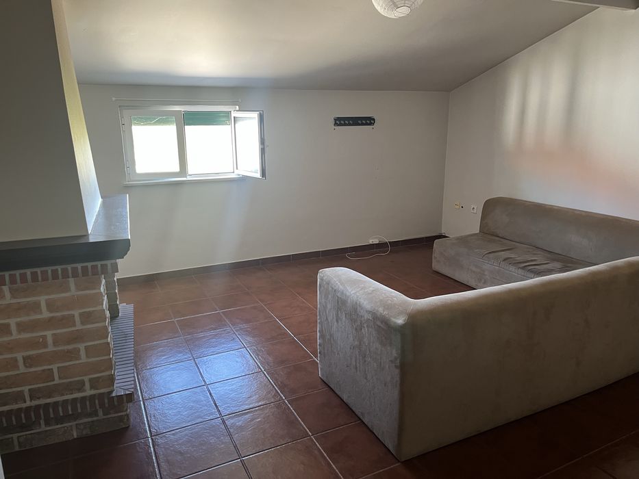Apartamento t2 em monte real