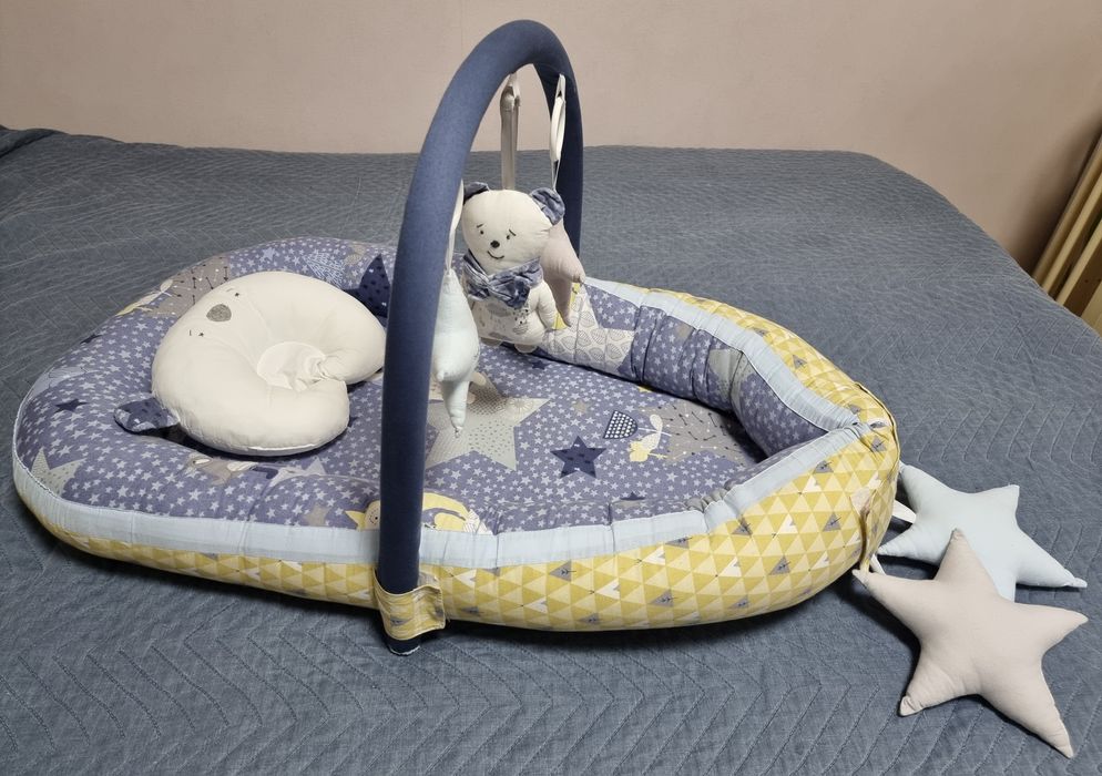 Кокон гніздечко лежанка для новонародженого немовля Happy Luna