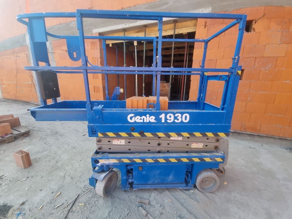 Wynajmę podnośnik nożycowy 8, 10, 12 metrów