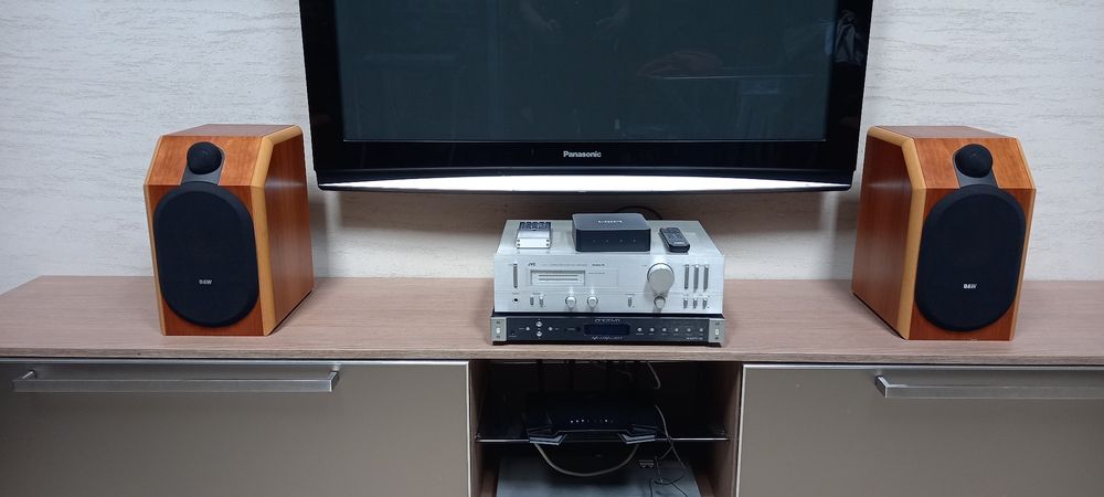 Bowers & Wilkins CDM 1 Special Edition