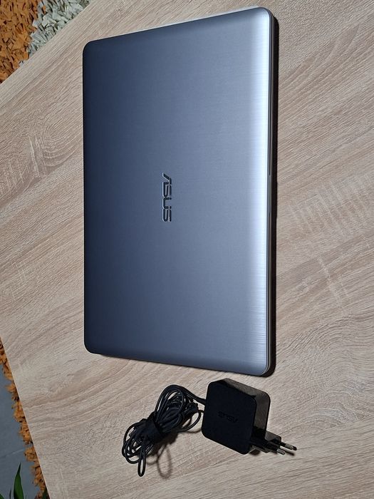 Portátil ASUS A540S