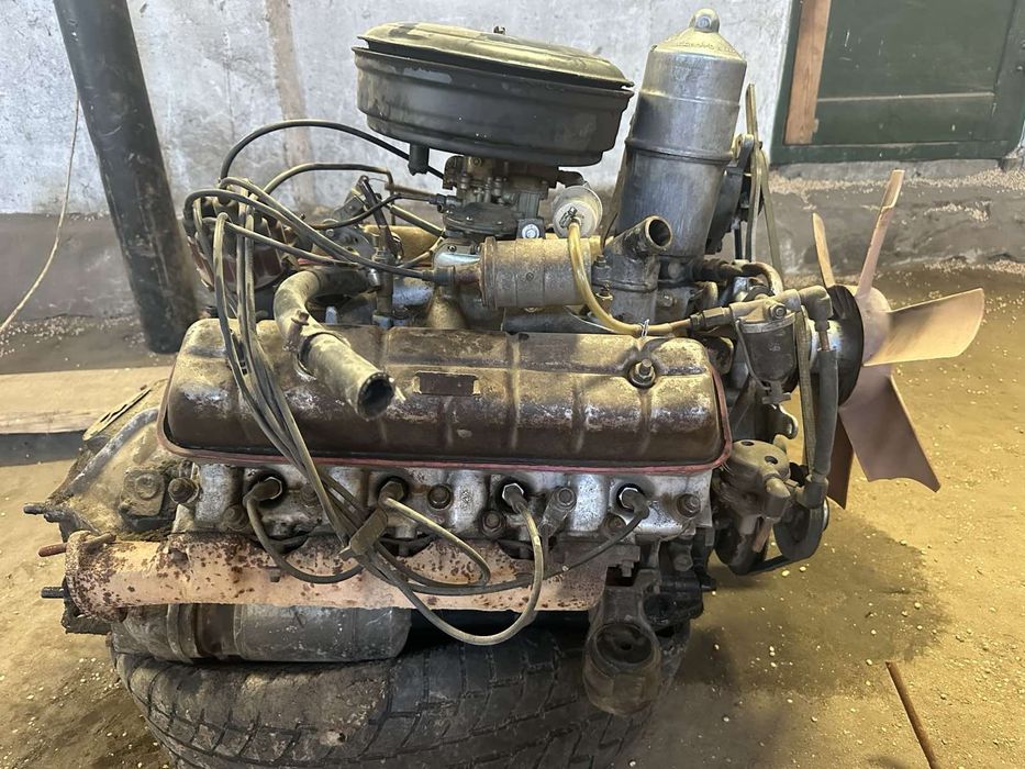 Продам двигун з коробкою Газ 3307