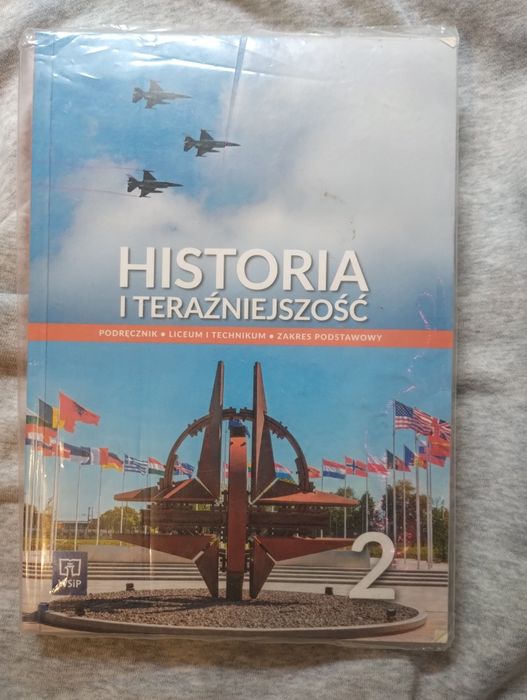 Historia i teraźniejszość  2