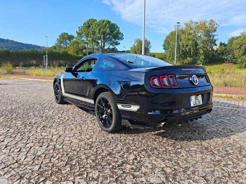 Ford Mustang GT 3.7