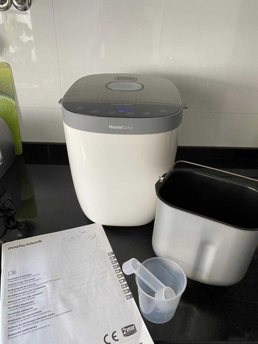 Máquina pão Morphy Richards 502001 - como Novo
