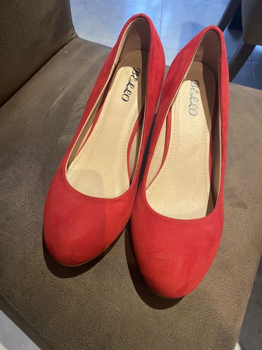 Sapatos vermelhos