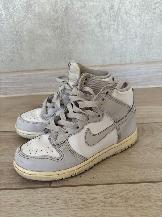 Оригінальні кросівки Nike dunk high б/в