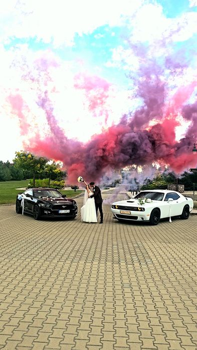 Wynajem auta do ślubu Dodge Challenger Durango