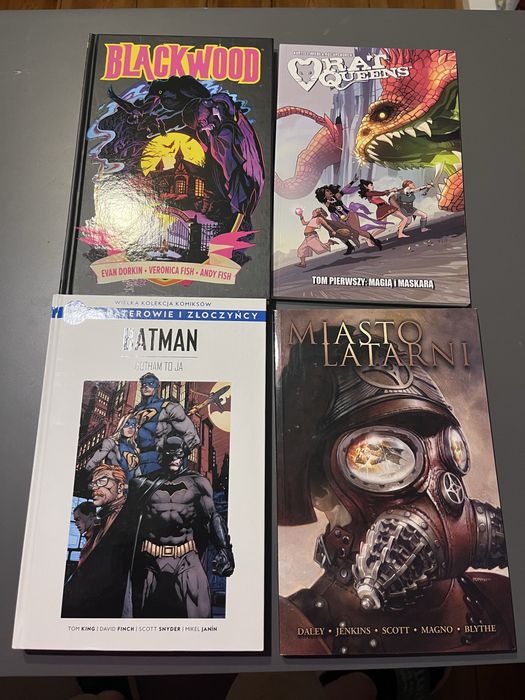 Zestaw 4 komiksow Blackwood  Miasto latarni Batman