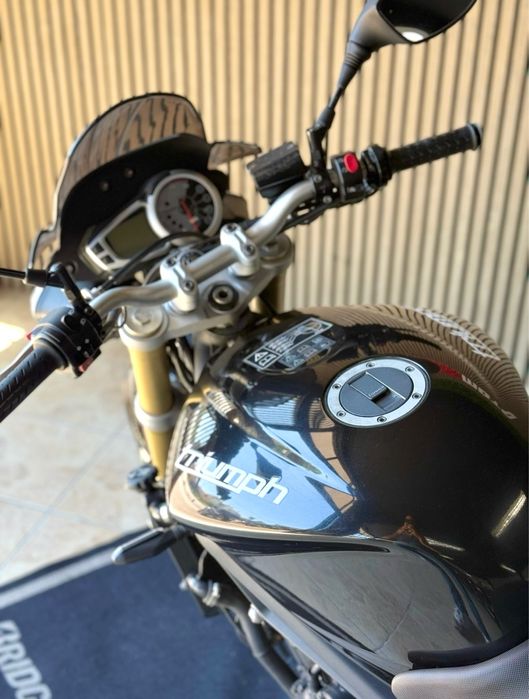Triumph Street Triple 675