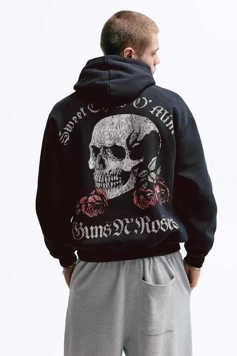 Чоловіче чорне худі Pull&Bear Guns N' Roses — Офіційна ліцензійна колекція — Rock Merch череп роза