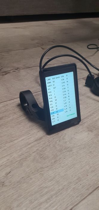 Комплект Kunteng: контроллер 48V 30A + цветной дисплей + ручка газа (новый)
9702
1