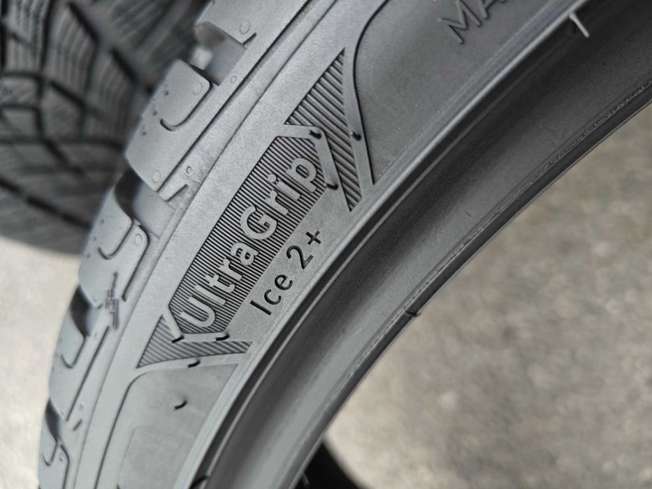 R20 235 35 шини зимові Goodyear Ultra Grip Ice 2 чудовий стан агресивні арктичні