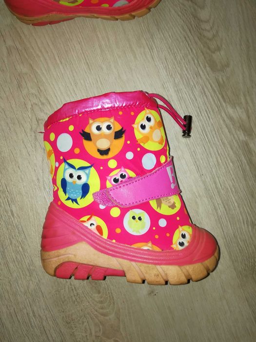 Buty zimowe. Śniegowce 20 rozmiar dla dziewczynki