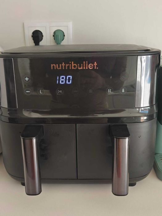 Vendo airfryer Nutribullet