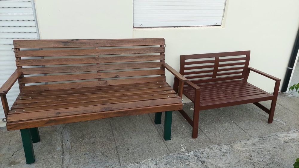 2 Bancos de Jardim