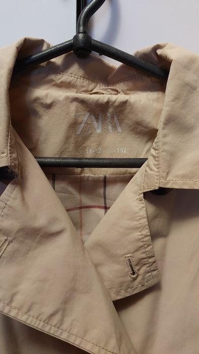 Плащ Zara для дівчинки