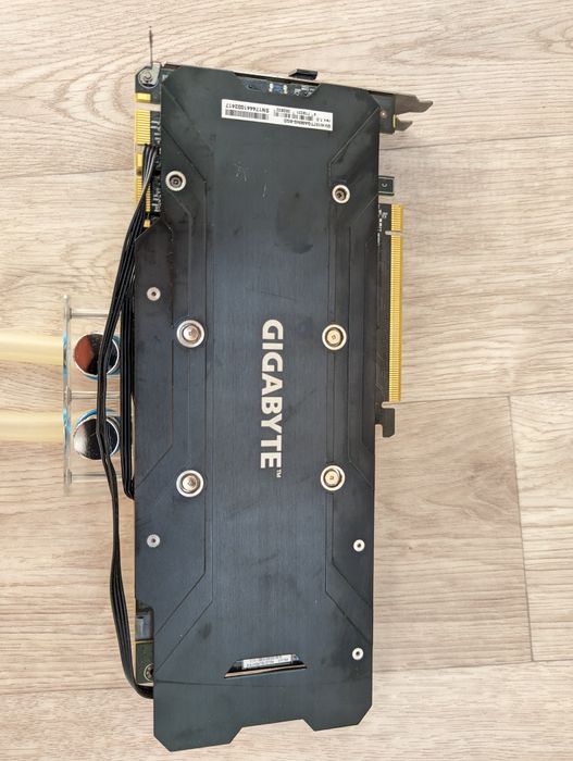 Видеокарта Gigabyte gtx 1070ti и Waterblock
