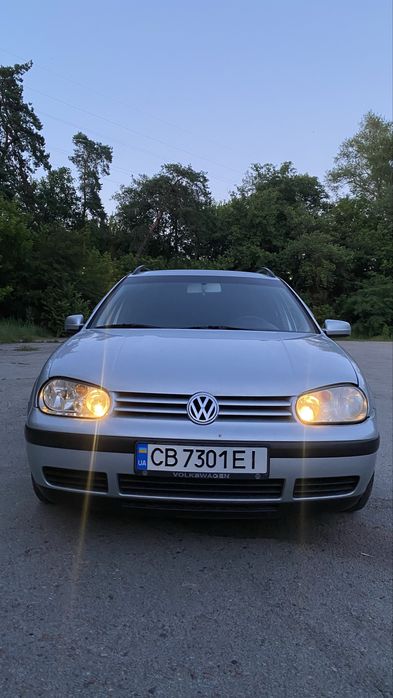 Volkswagen  Golf 4