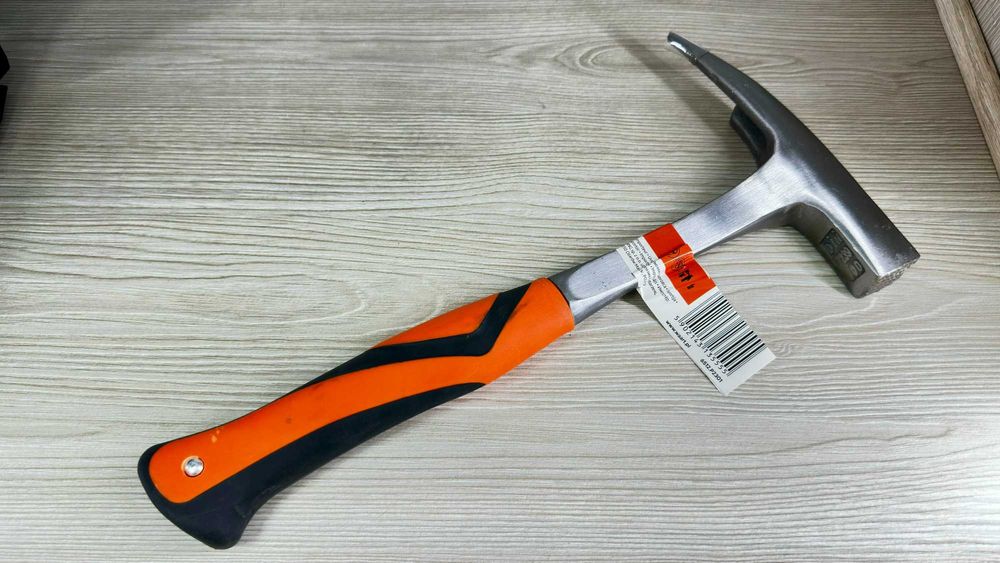 Młotek Ciesielski WAART 600g W40B044