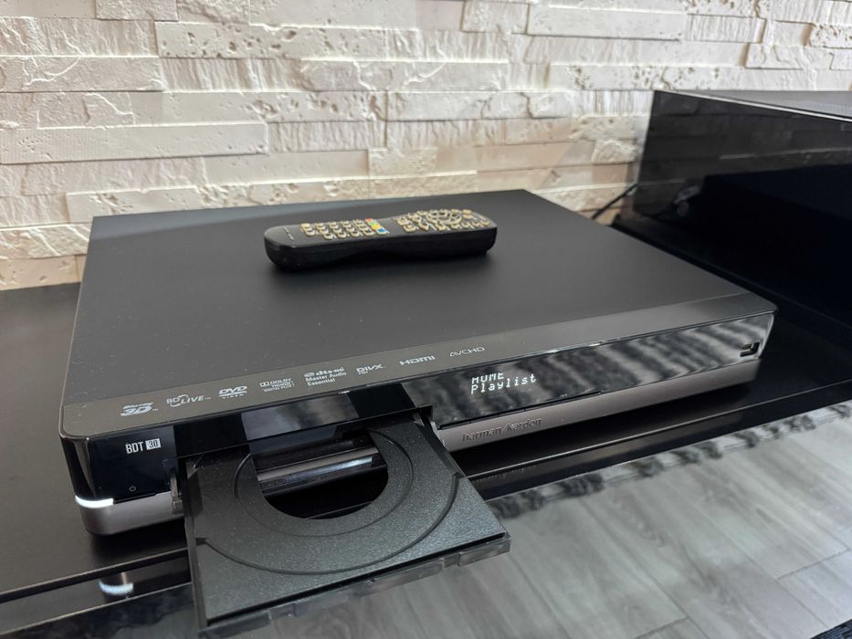 Harman Kardon BDT 30 odtwarzacz Blu-Ray pilot stan BDB