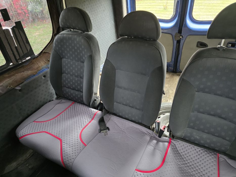 Opel Vivaro 1.9cdti 2005r 6osobowy