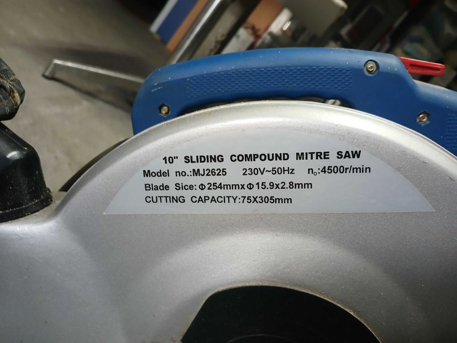 Vendo Serra de meia esquadria