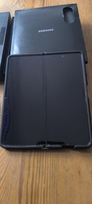 Samsung fold 4 12/256