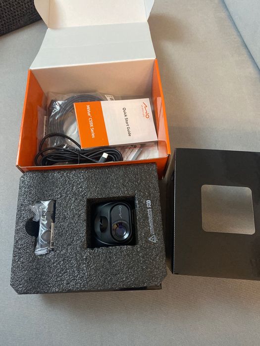 Kamerka samochodowa MiVue C595WD