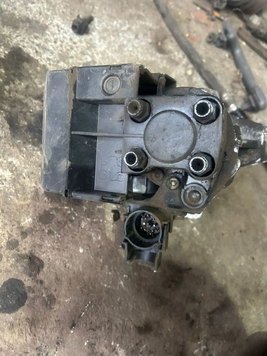 Тнвд lucas om 604 2.2 топливний насос мерседес 210 202 ом 604