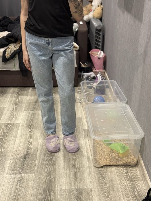 Джиеси МОМ.