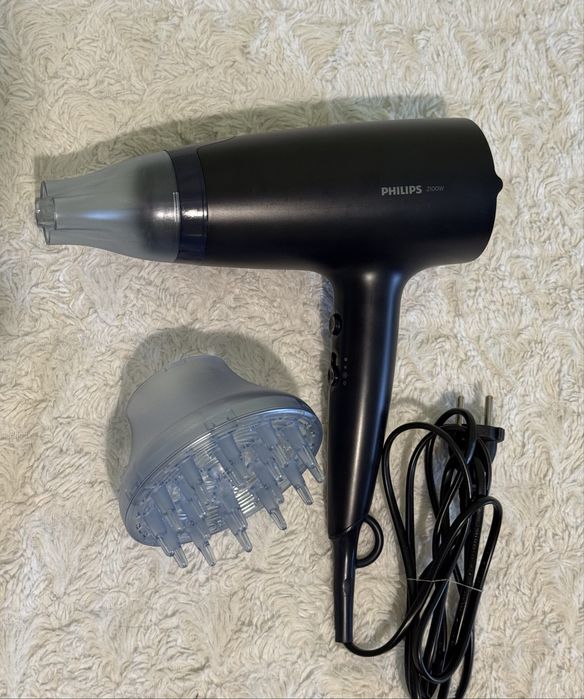 Продам Фен Philips BHD360/20