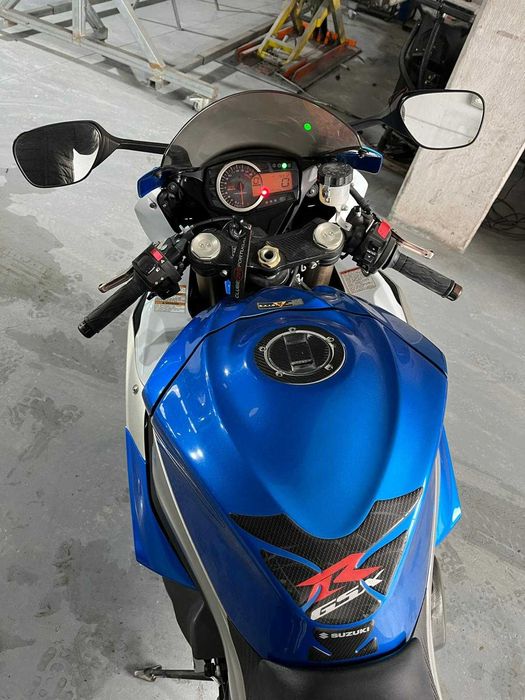 SUZUKI GSX R 1000 K9