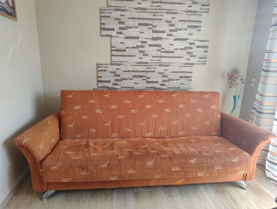 Wersalka w rudym kolorze ZA DARMO