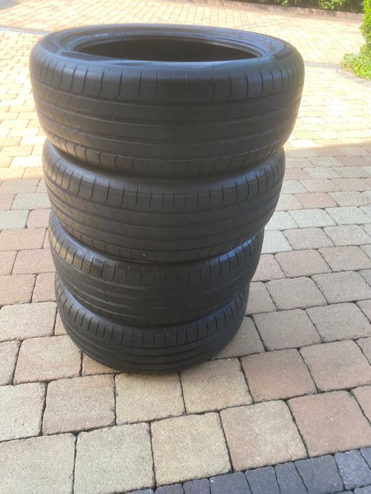 Opony letnie Bridgestone Turanza 4x 225/50/R19 96V  rok produkcji - październik 2025r niemal NOWE - przejechane ok 150km