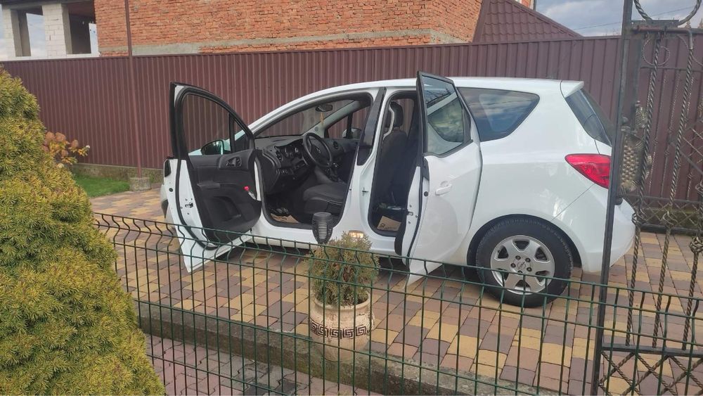 Opel Meriva 2011