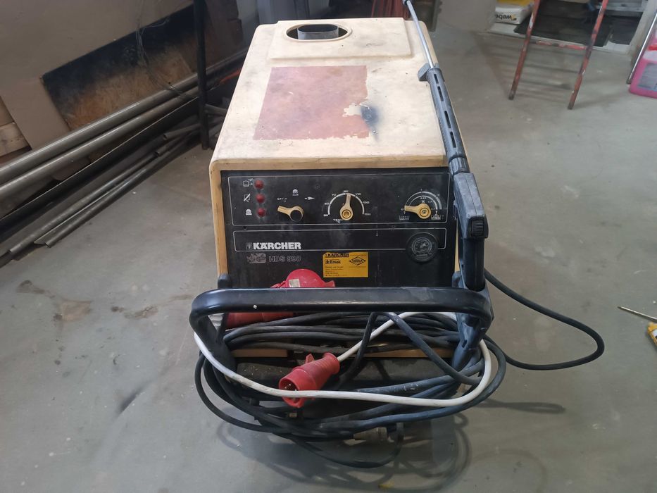 Karcher hds 890.