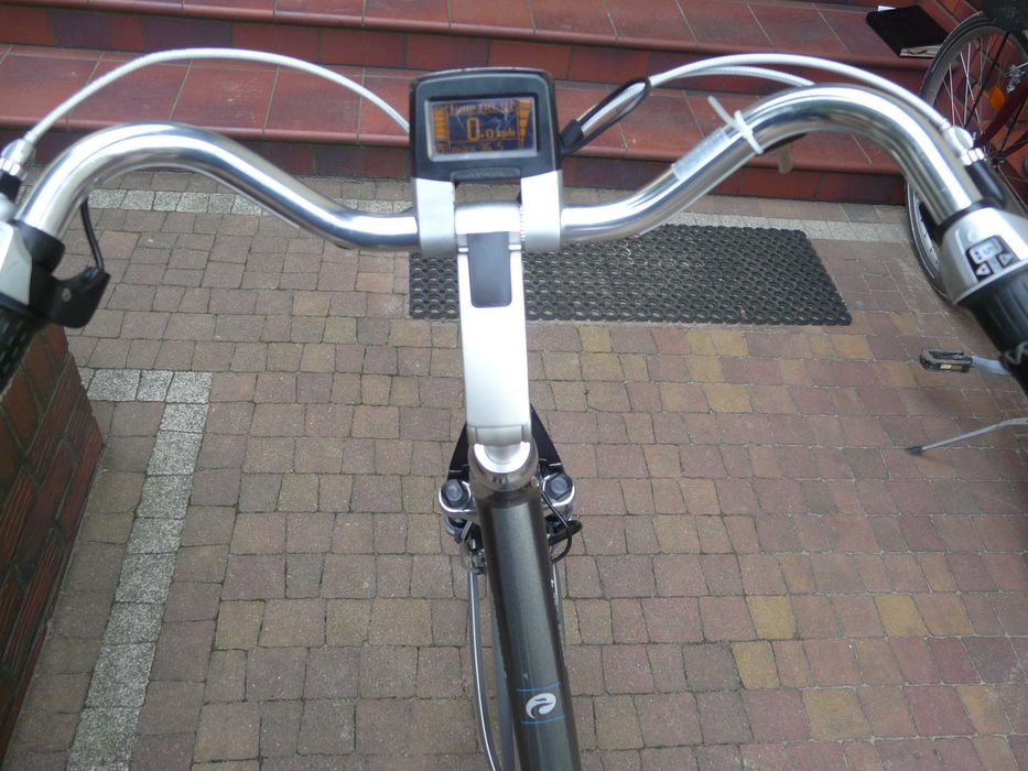 Rower elektryczny BATAVUS Monaco E-go7,28"/48,Manetka,36V-wzorowy