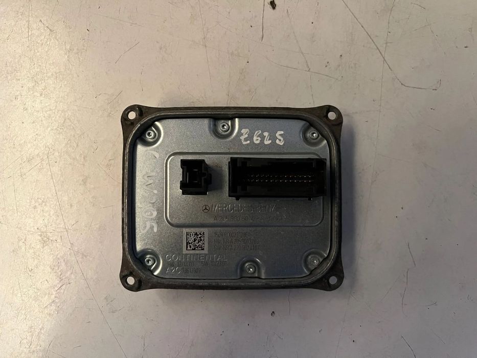 Mercedes C w205 - BALASTRO FAROL LED - Z625