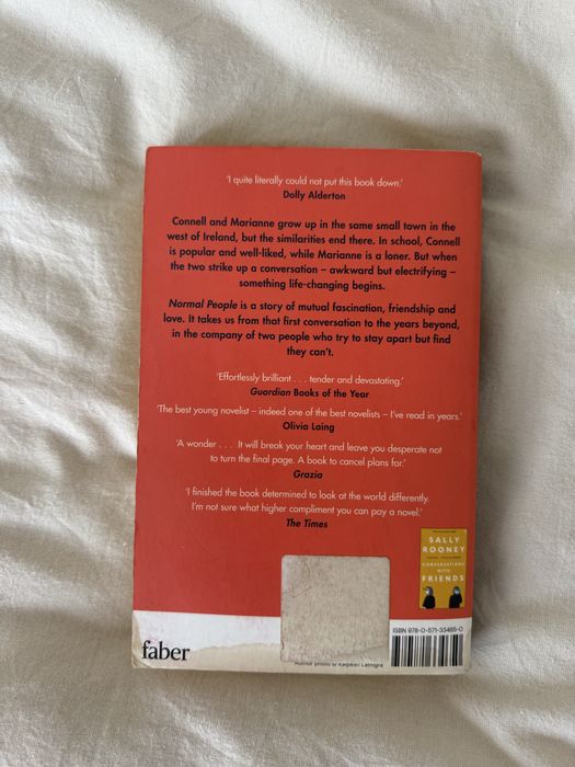livro normal people de sally rooney