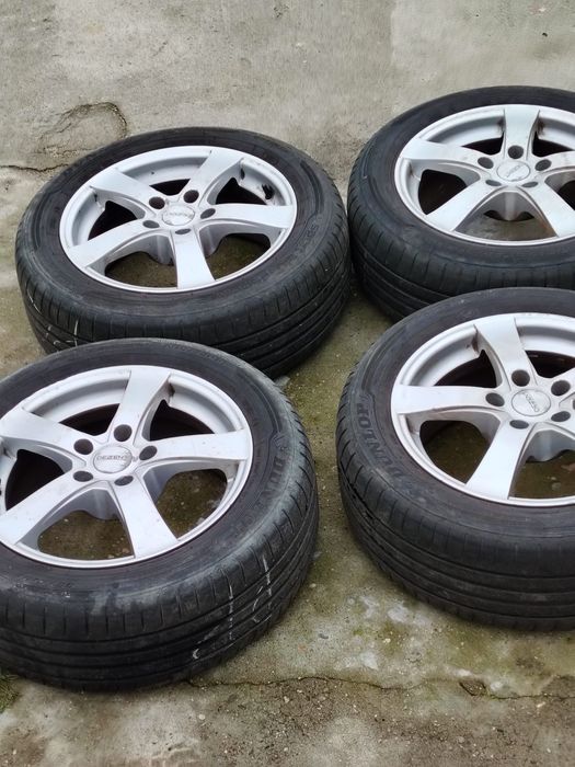 Alufelgi, komplet kół z oponami letnimi 205/55 R16 z śrubami