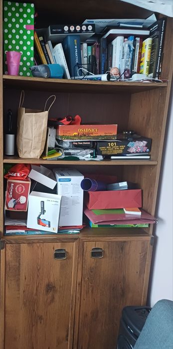 Komplet mebli uzywanch. Cena do negocjacji