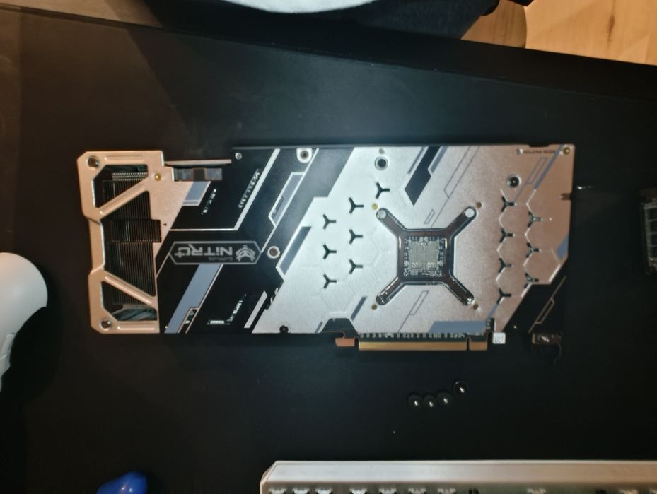 Rx 5700 xt saphire+ special edition