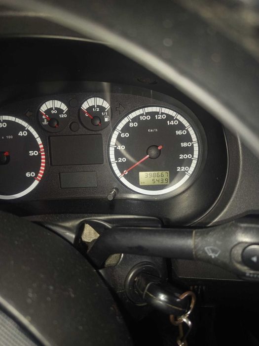 Seat Ibiza 6K2 TDI Sport 110 cv – Económico, Fiável e Pronto a Andar