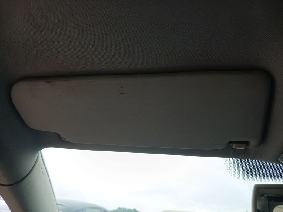 Pála de sol esquerda VOLKSWAGEN Passat Variant (3C5)