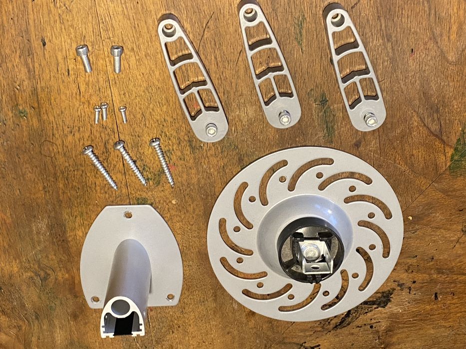 Uchwyt sufitowy do projektora