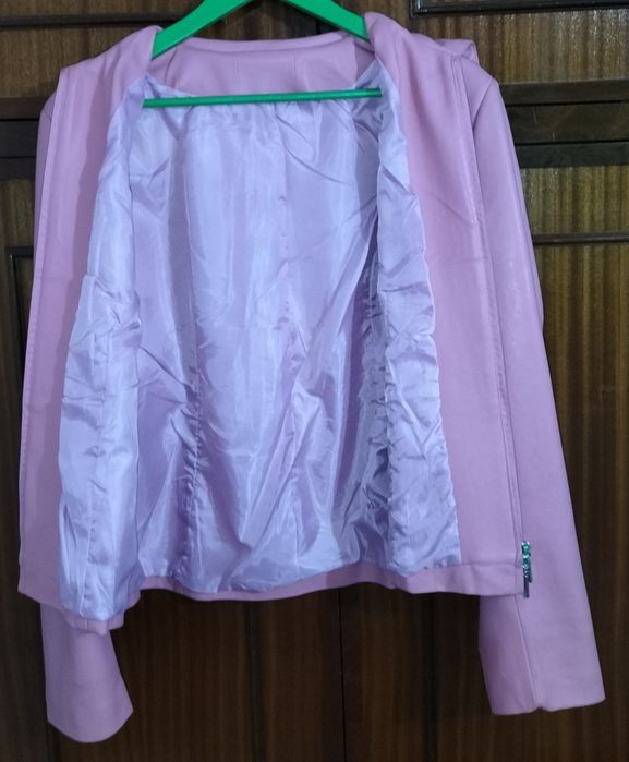 Casaco Rosa em pele sintética