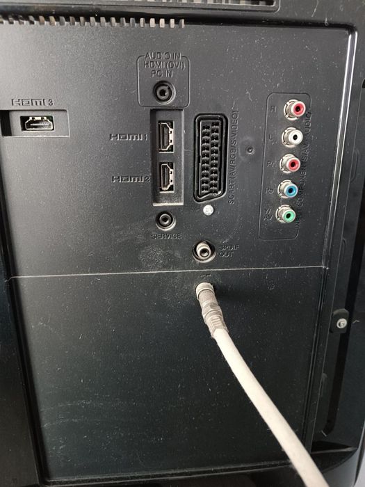 Телевізор Sharp LC-32LS220E